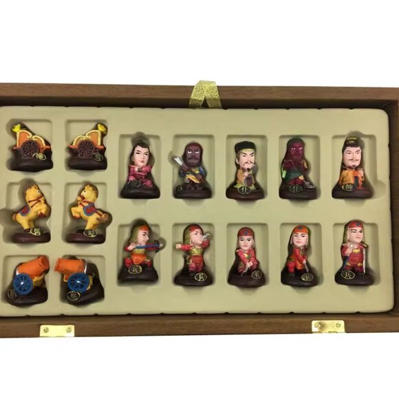 Chess Board Portable  Chinese Chess Checkerboard  Figure Chess Set - Picture 11 of 15